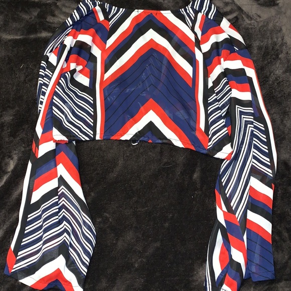 Top - Picture 2 of 2